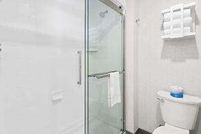 Hampton Inn & Suites Chicago Medical District UIC