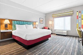 Hampton Inn & Suites Chicago Medical District UIC