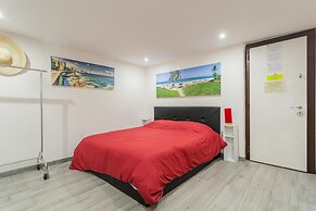 Little Havana Apartment by Wonderful Italy