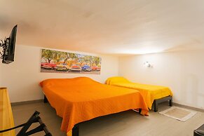 Little Havana Apartment by Wonderful Italy