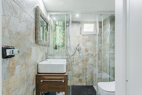 Little Havana Apartment by Wonderful Italy