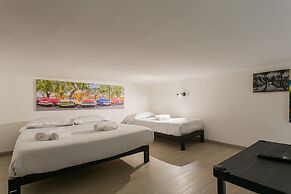 Little Havana Apartment by Wonderful Italy