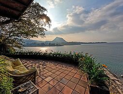 Amankaya Atitlan Lake House