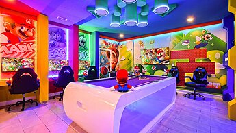 Luxurious 10-bed Lakefront Retreat Near Disney