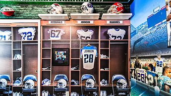 Discounted Ultimate Disney Getaway w Private Pool!