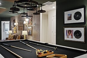 Luxury Disney Home W/private Pool Spa Game Bar