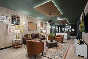 Luxury Disney Home W/private Pool Spa Game Bar