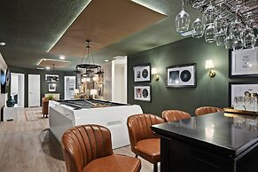 Luxury Disney Home W/private Pool Spa Game Bar