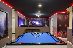 Avengers Game Room 10br Villa W/private Pool Spa