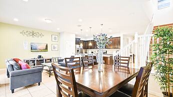 Free Waterpark Access! 5br Resort Townhome w/ Pool