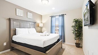 Free Waterpark Access! 5br Resort Townhome w/ Pool