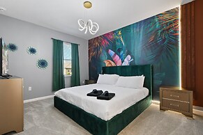 Family-friendly Luxury Home Near Disney & More