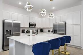 Family-friendly Luxury Home Near Disney & More