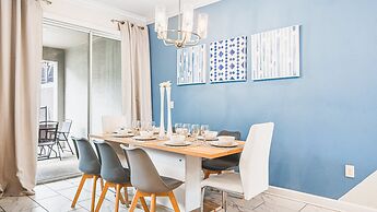 4BR Retreat in Champions Gate w/ Private Pool