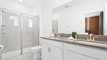 Champions Gate 6BR Private Theater Games Pool Spa