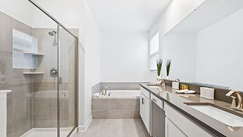 Champions Gate 6BR Private Theater Games Pool Spa