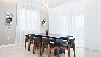 Champions Gate 6BR Private Theater Games Pool Spa