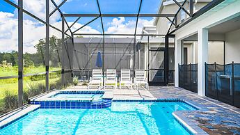 Storey Lake Resort 8br Cozy Home With Theater 2916