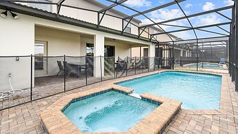 Luxury Villa: Private Pool, Near Disney