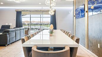 Luxury Villa: Private Pool, Near Disney