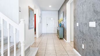 Luxury Villa: Private Pool, Near Disney