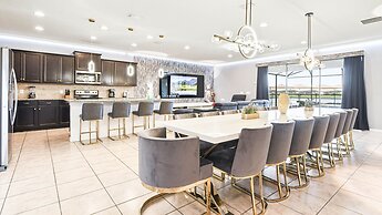 Luxury Villa: Private Pool, Near Disney