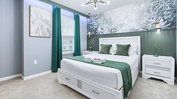 Luxury Stay: Pool, Game Room, Theater Near Disney