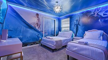 Luxury Stay: Pool, Game Room, Theater Near Disney