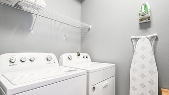 Luxury Stay: Pool, Game Room, Theater Near Disney