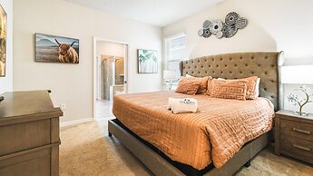 7BR Lake View Villa Pool Spa - Solterra Resort