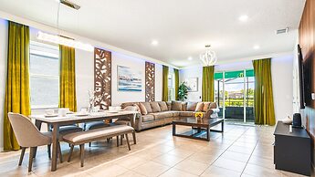 7BR Lake View Villa Pool Spa - Solterra Resort