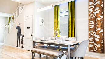 7BR Lake View Villa Pool Spa - Solterra Resort