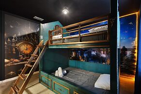 10br Disney Oasis Star Wars Themed Family Retreat