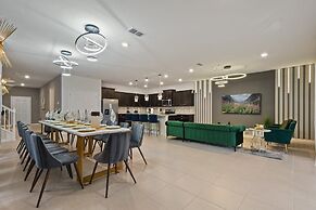 10br Disney Oasis Star Wars Themed Family Retreat