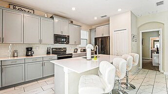 Storey Lake Cozy Resort Home Pool Spa Disney Theme