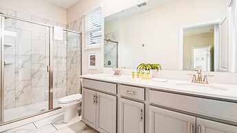 Storey Lake Cozy Resort Home Pool Spa Disney Theme