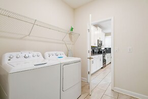 Lakeview Resort Home With Private Pool Near Disney