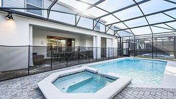 Elegant Resort Home With Loft, Private Pool & Spa