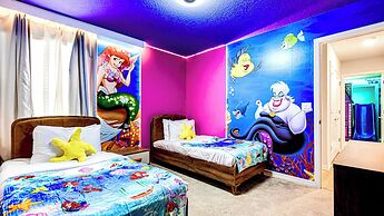 Elegant Resort Home With Loft, Private Pool & Spa