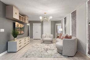 Luxurious Villa With Resort-style Amenities