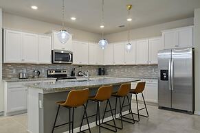 Windsor Island Resort 10br Villa Pool Near Disney 4417