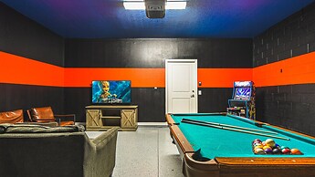 7BR Solterra Resort - Newly Renovated Home w Pool