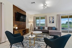 Opulent Disney Stay: Pool, Spa, 10 Mi Away