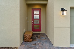 Opulent Disney Stay: Pool, Spa, 10 Mi Away