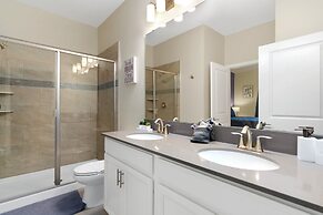 Opulent Disney Stay: Pool, Spa, 10 Mi Away