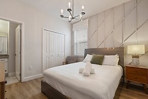 Elegant Home With Pool & Spa, Close to Disney