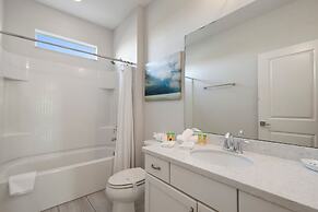 Elegant Home With Pool & Spa, Close to Disney