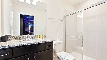 Spacious Home w/ Private Pool, Near Disney