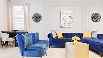 Spacious Home w/ Private Pool, Near Disney