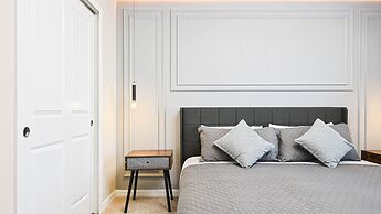 Spacious Home w/ Private Pool, Near Disney